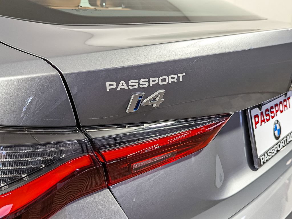 Used 2025 BMW i4 xDrive40i w/ M Sport Package image 9