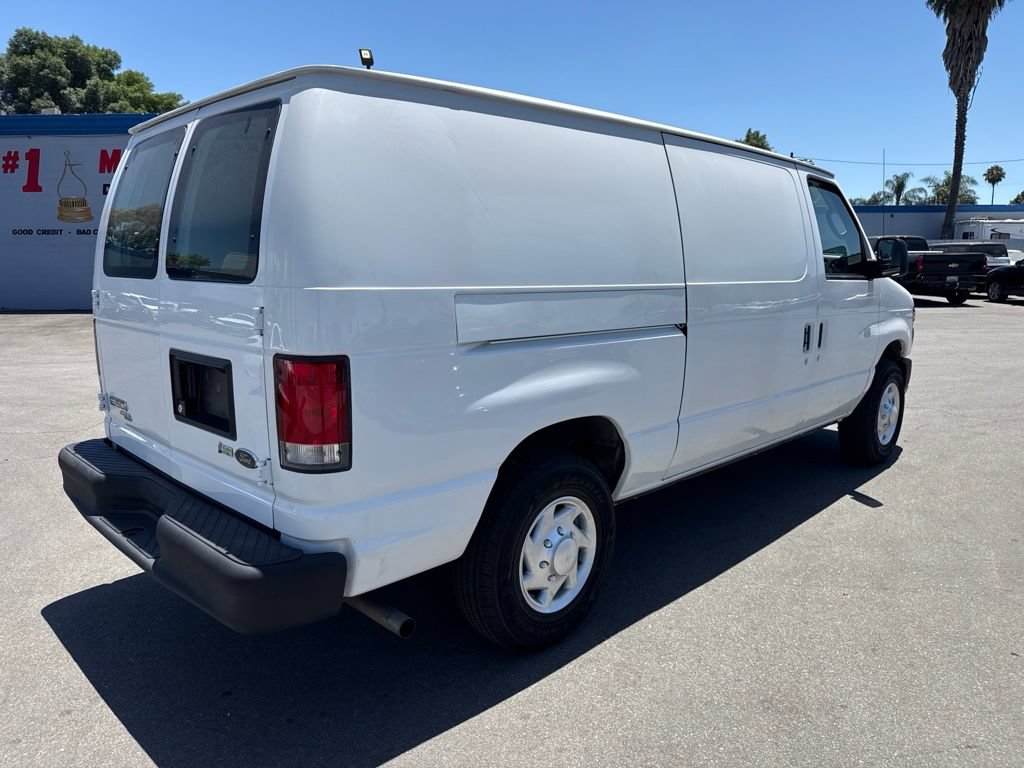Used 2014 Ford E-150 and Econoline 150 w/ Commercial Cargo Van Package RWD image 4