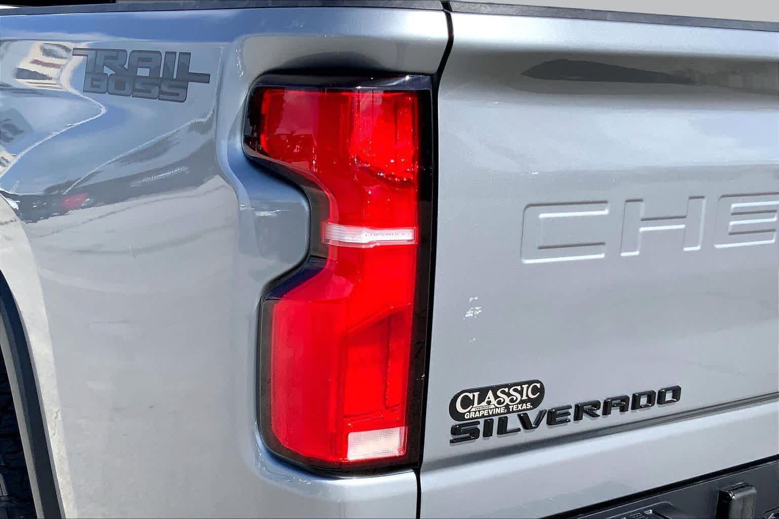 Used 2026 Chevrolet Silverado 2500 LT w/ Trail Boss Package AWD/4WD image 25