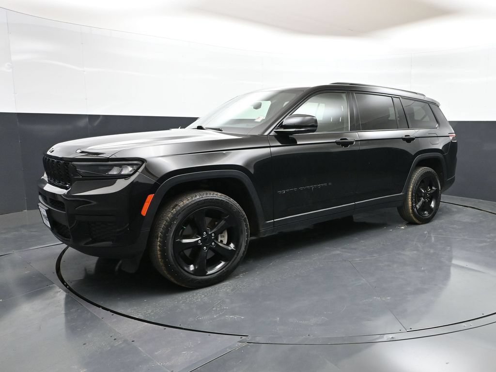 Used 2022 Jeep Grand Cherokee L Laredo AWD/4WD image 22