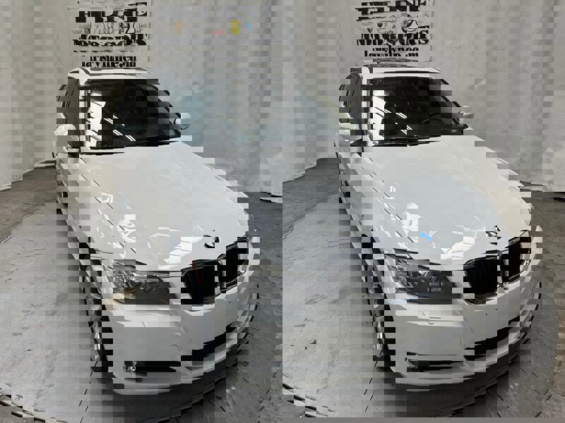 Used 2011 BMW 328i xDrive Sedan image 8