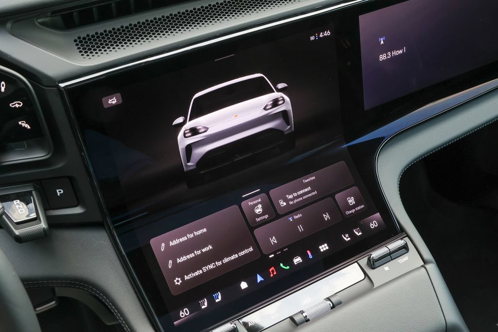 New 2026 Porsche Cayenne Electric AWD/4WD image 32