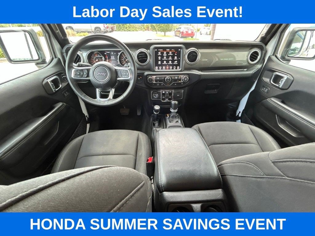 Used 2023 Jeep Wrangler Unlimited Sahara AWD/4WD image 18