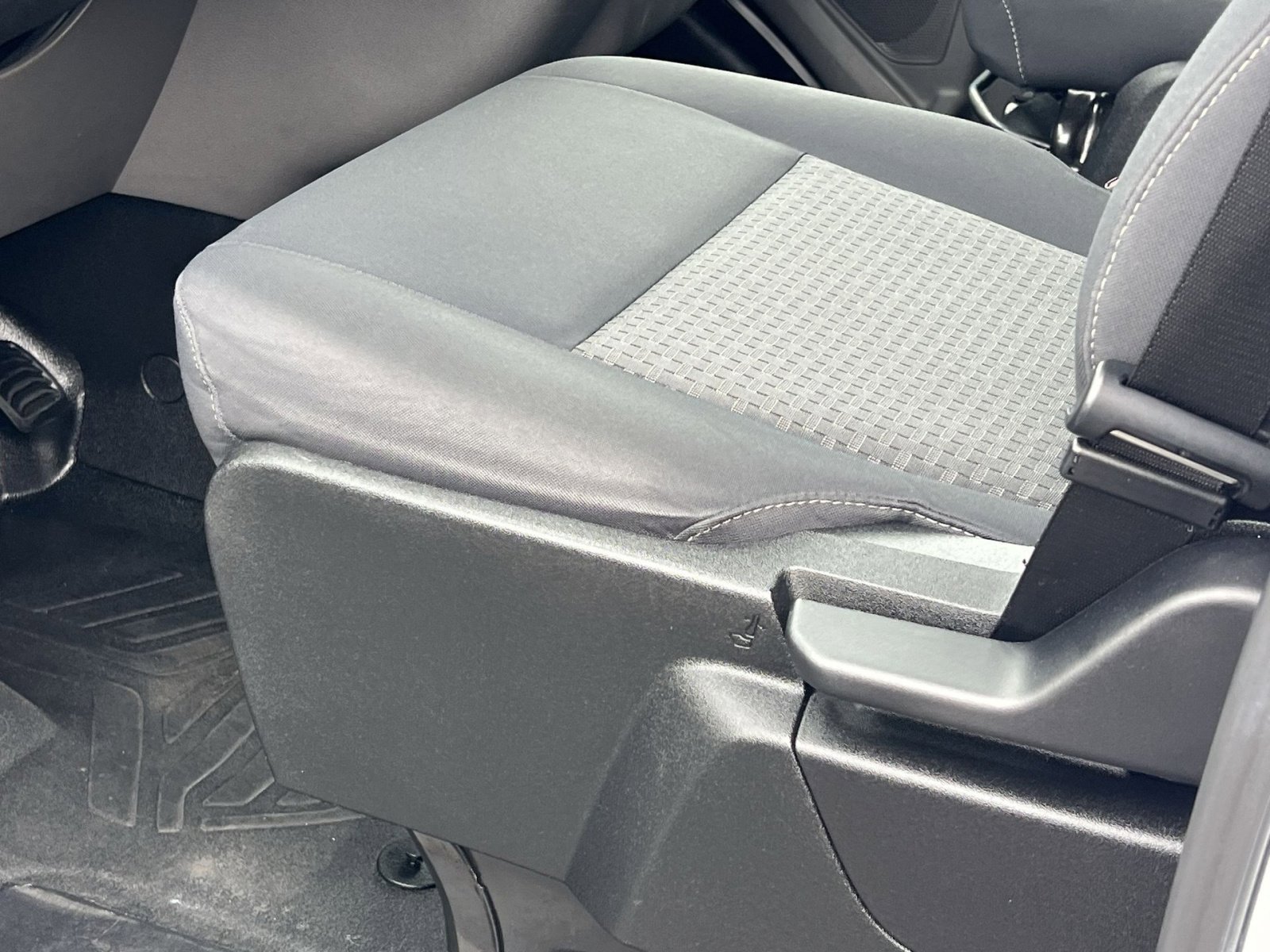 Used 2024 Ford Transit 250 Low Roof w/ Exterior Upgrade Package image 18