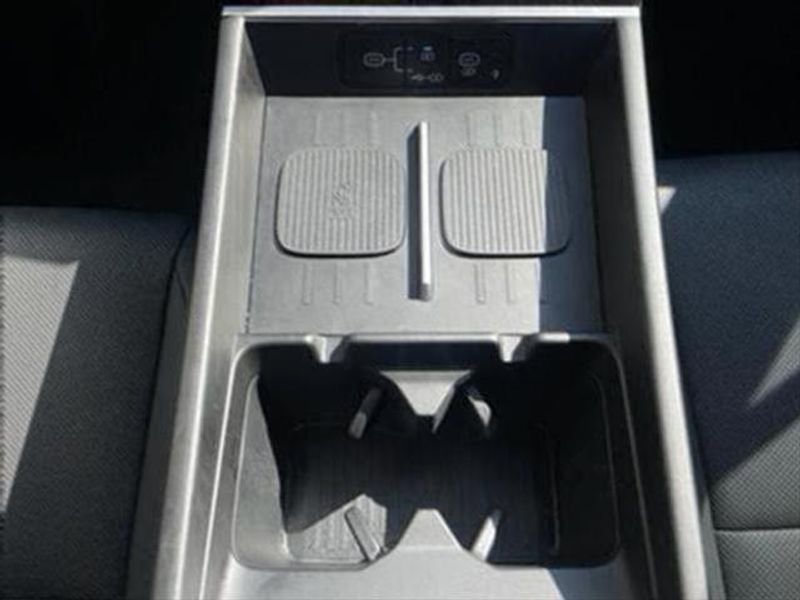 New 2025 Hyundai Santa Fe XRT image 32