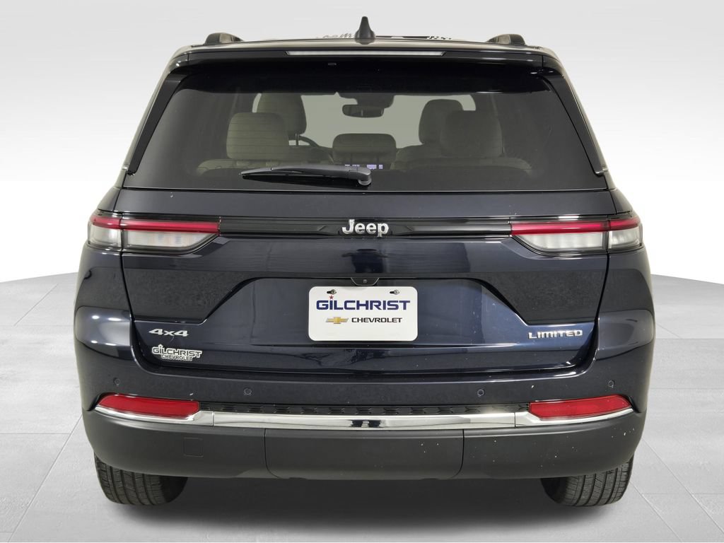 Used 2023 Jeep Grand Cherokee Limited AWD/4WD image 6