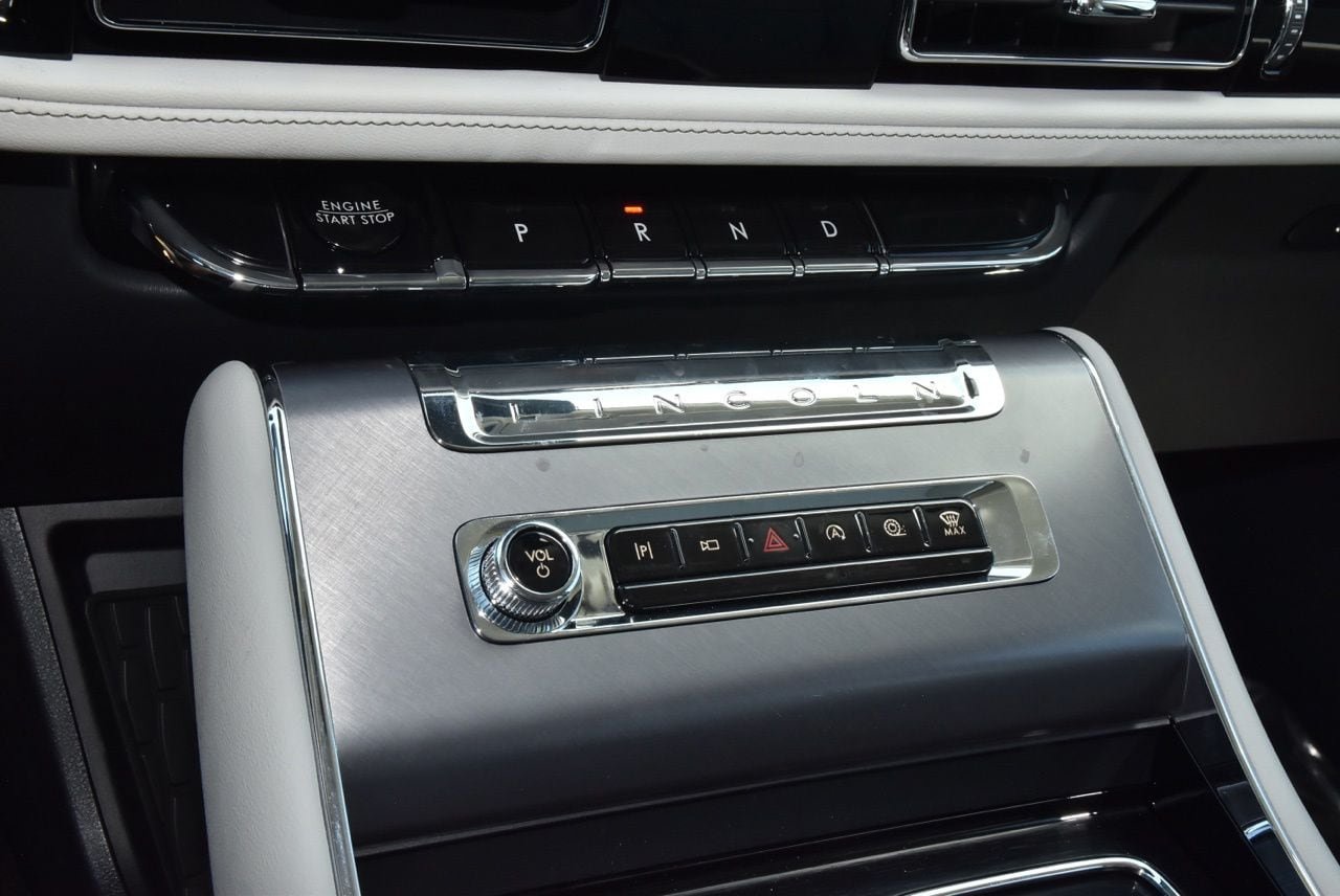 New 2026 Lincoln Aviator 2WD image 30