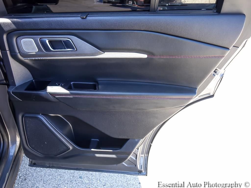 Used 2025 Ford Explorer ST AWD/4WD image 25