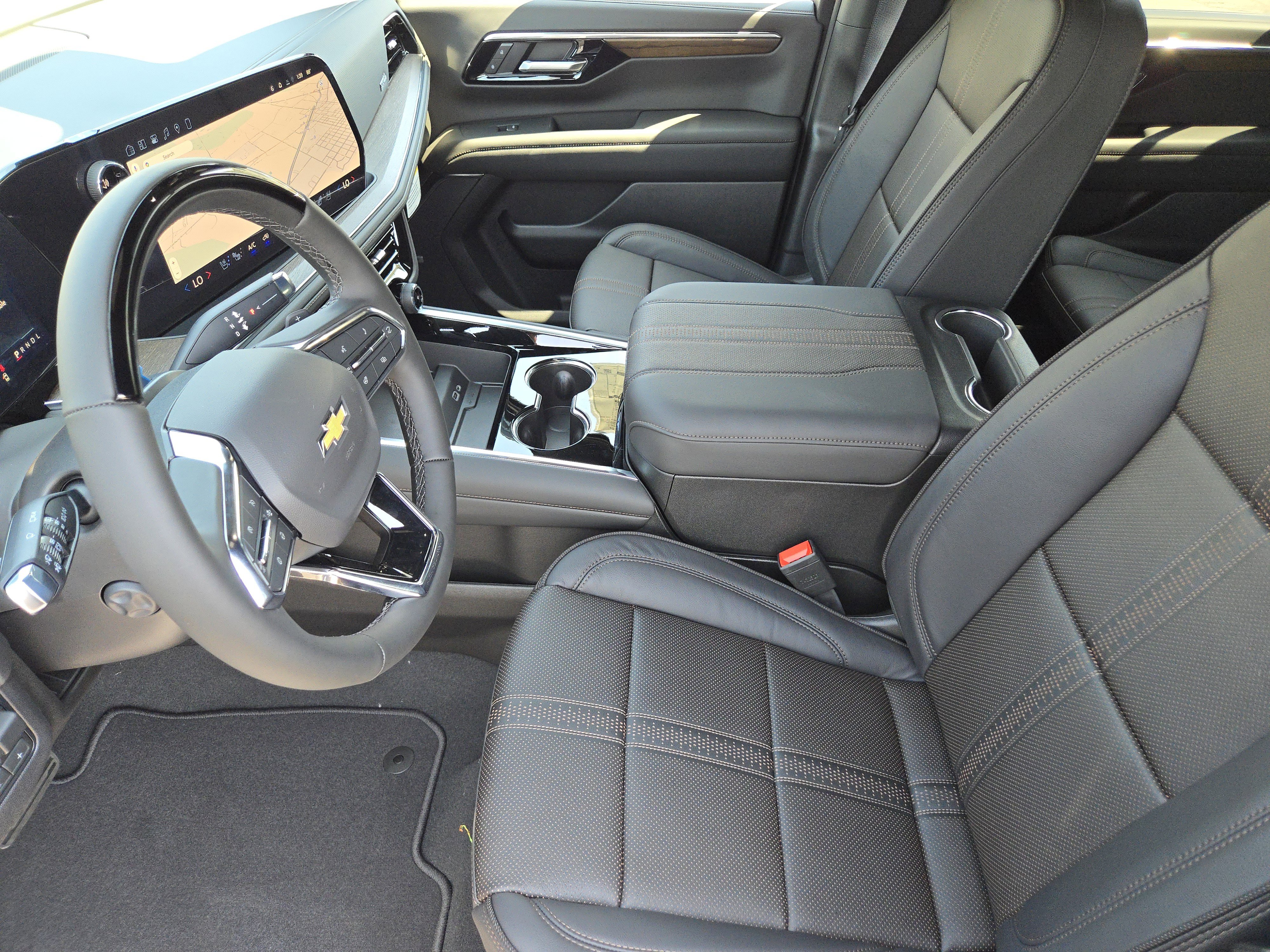 New 2026 Chevrolet Suburban High Country image 8