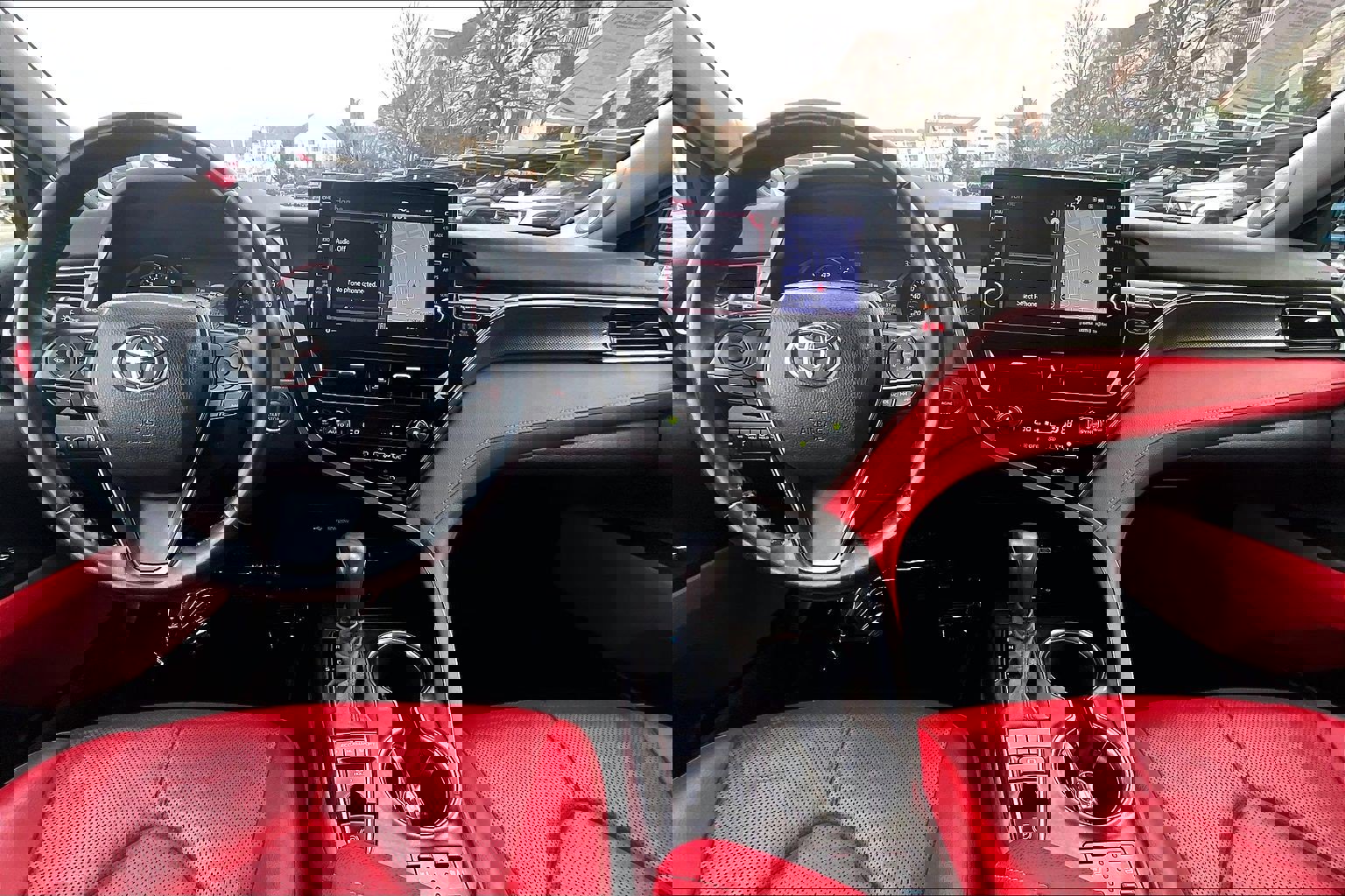 Used 2023 Toyota Camry XSE image 14