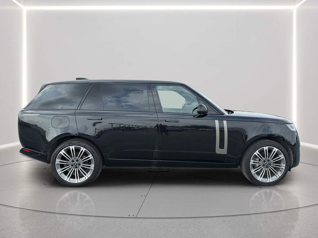 Used 2024 Land Rover Range Rover Long Wheelbase SE AWD/4WD image 17