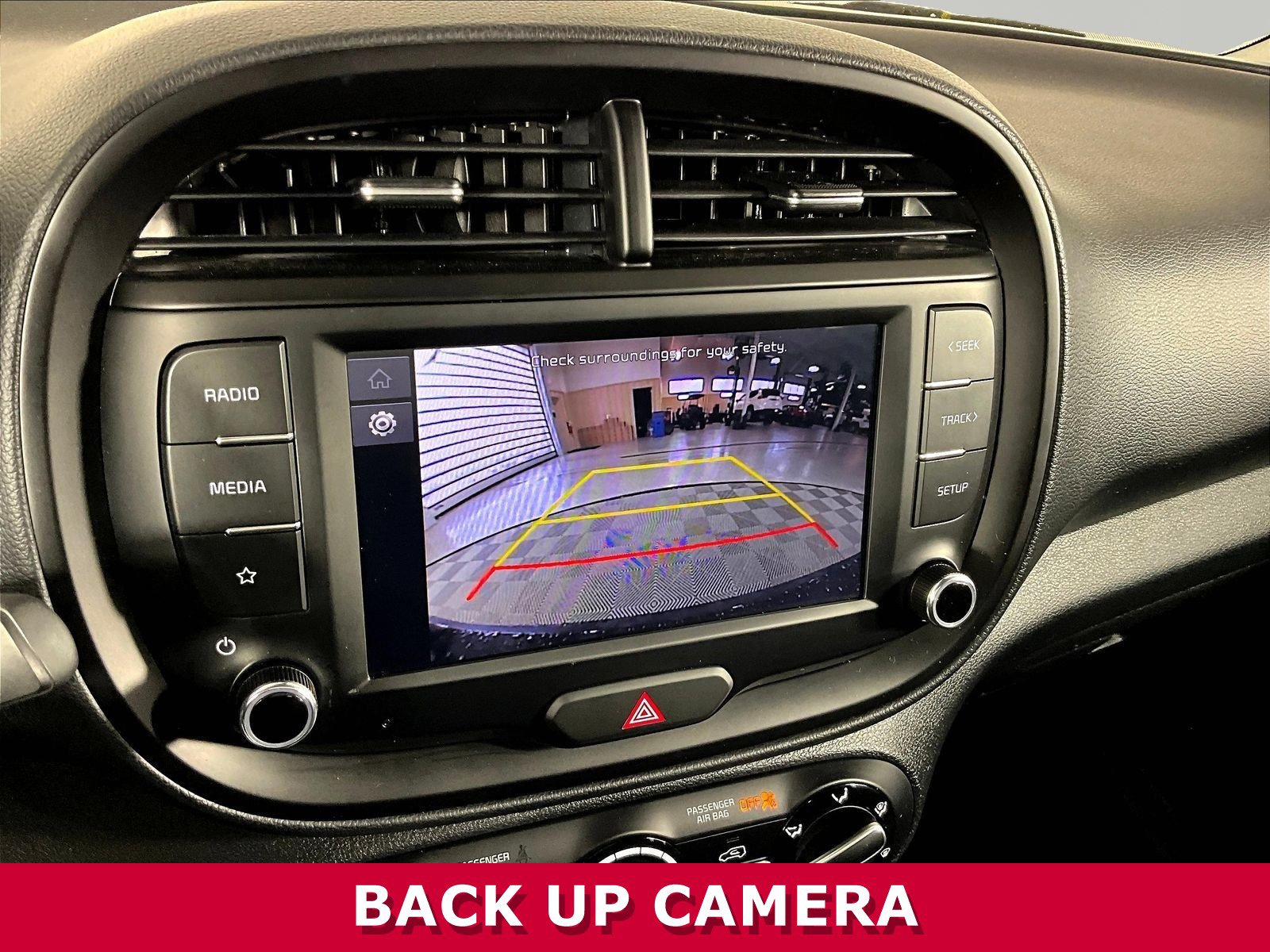 Used 2025 Kia Soul LX FWD image 13
