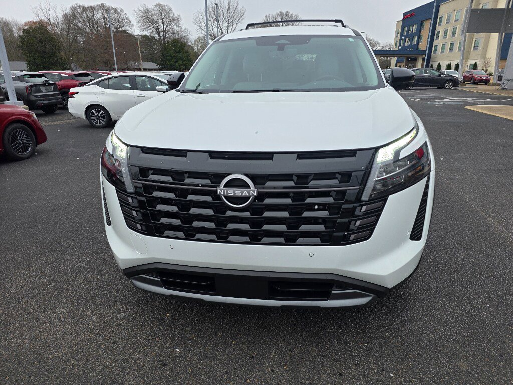 New 2026 Nissan Pathfinder SL image 8