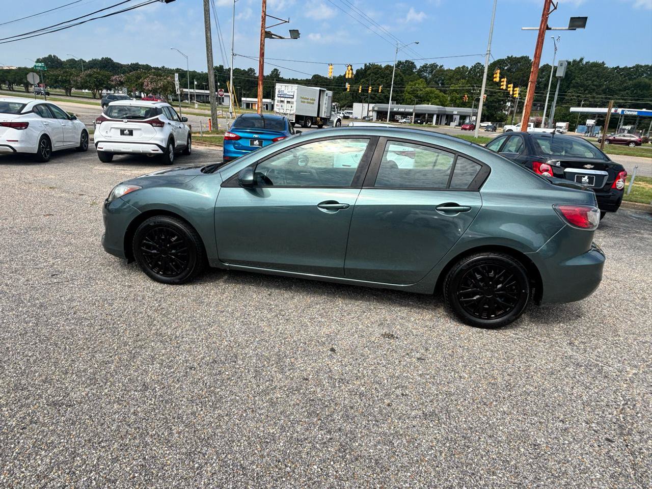 Used 2013 MAZDA MAZDA3 i SV w/ Convenience Pkg FWD image 20