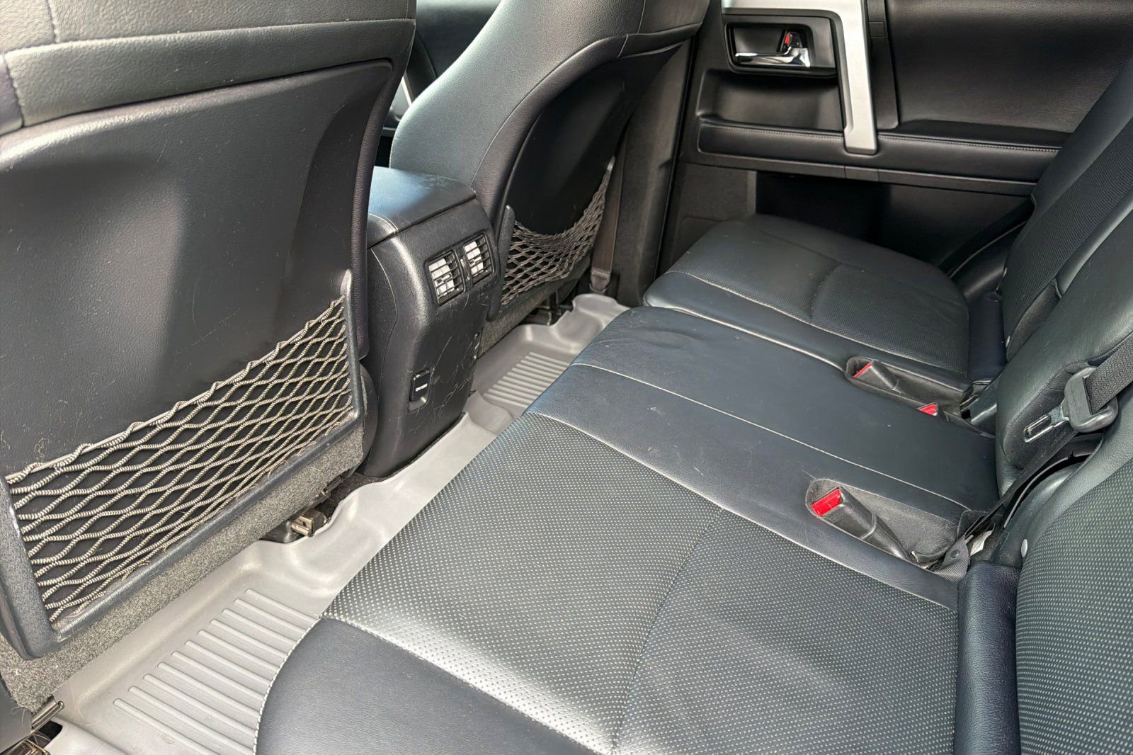 Used 2018 Toyota 4Runner Limited image 12