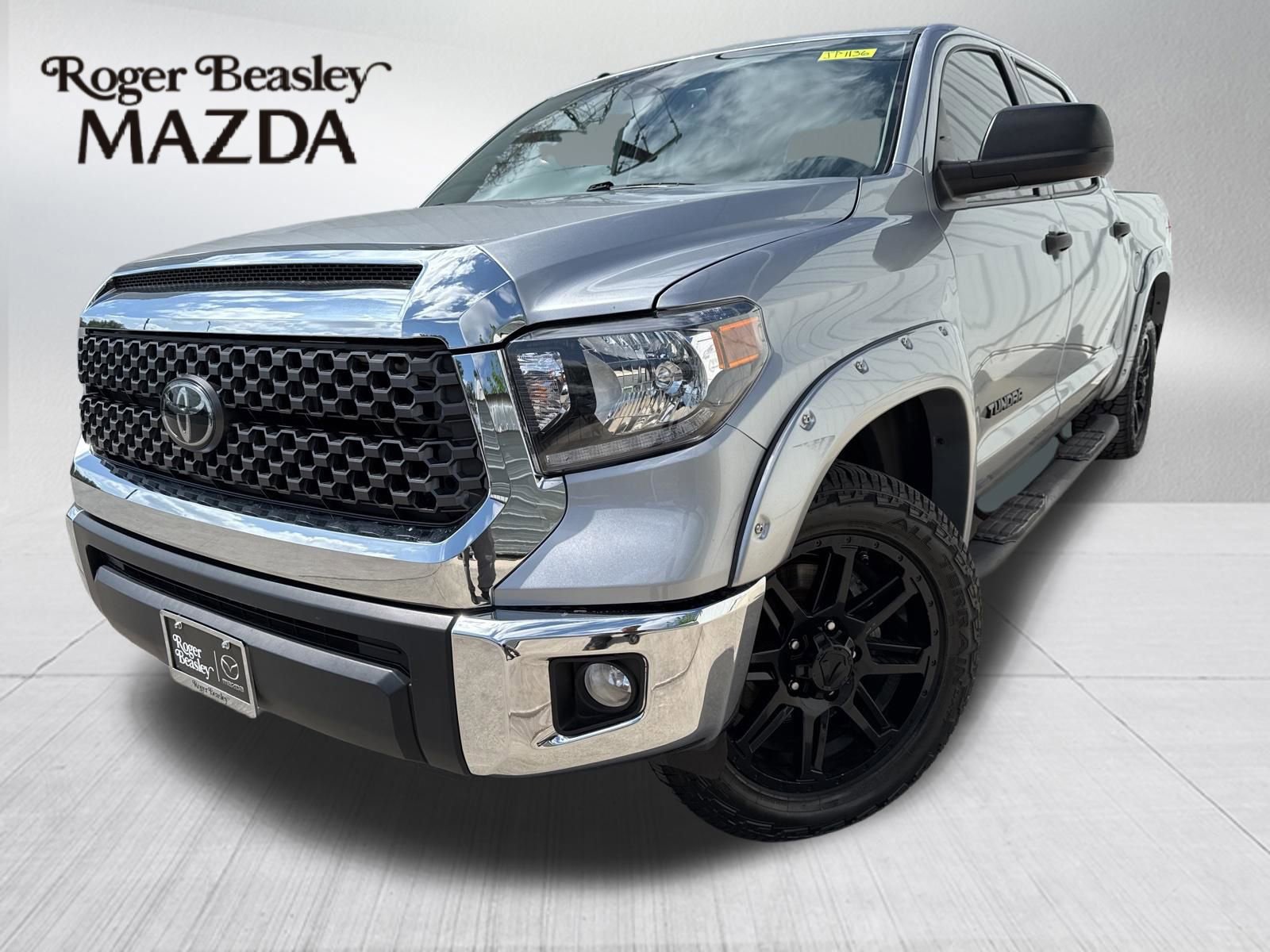 Used 2019 Toyota Tundra SR5 w/ SR5 Upgrade Package image 1