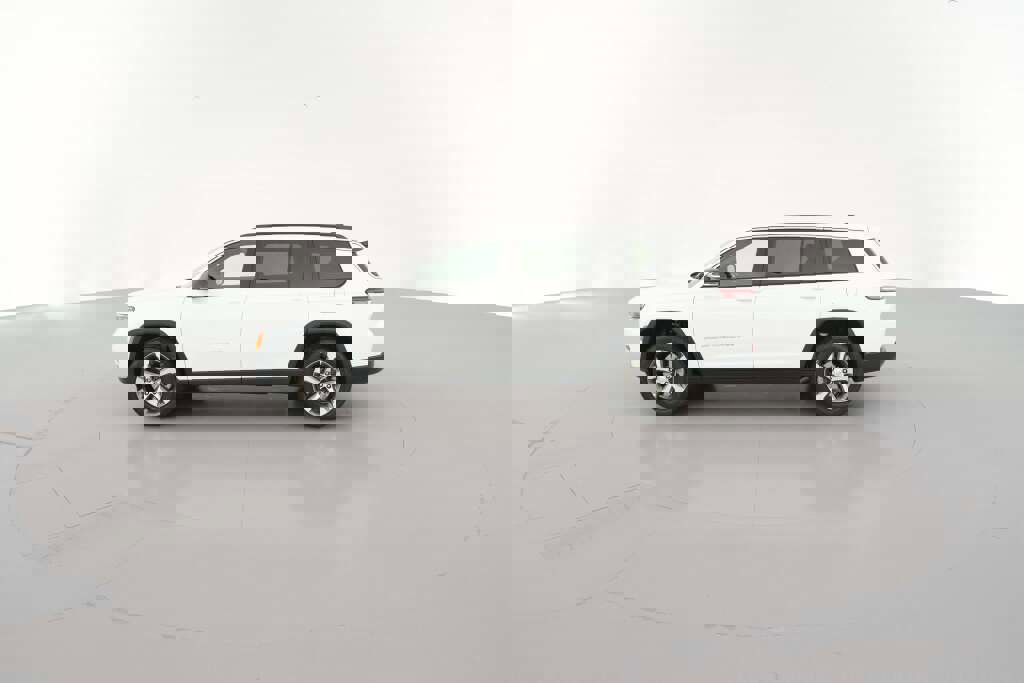 New 2025 Jeep Grand Cherokee L Limited image 6