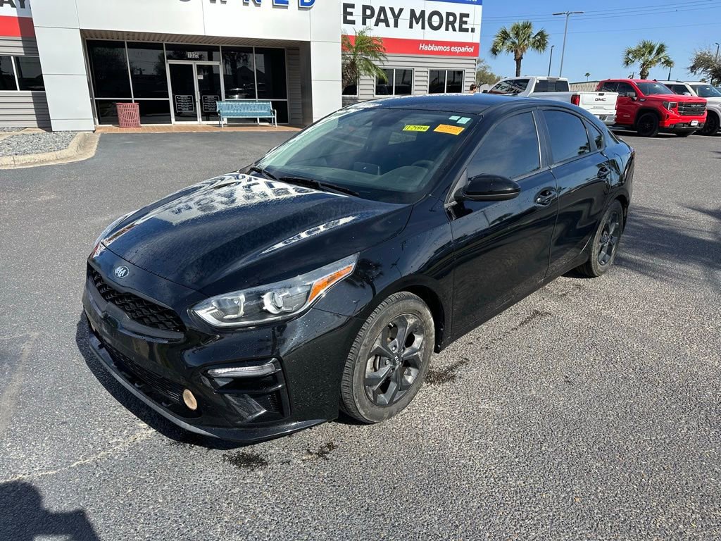 Used 2020 Kia Forte LXS image 2