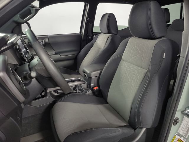 Used 2023 Toyota Tacoma TRD Off-Road image 15