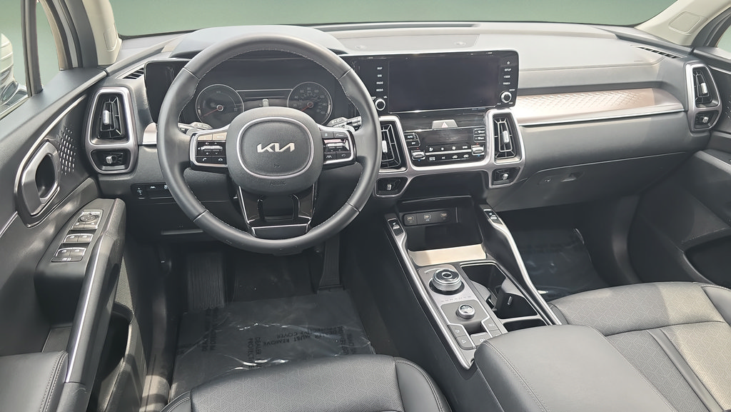 Used 2022 Kia Sorento S FWD image 14