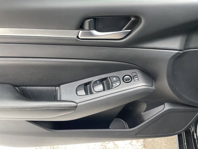 Used 2022 Nissan Altima 2.5 SV image 18