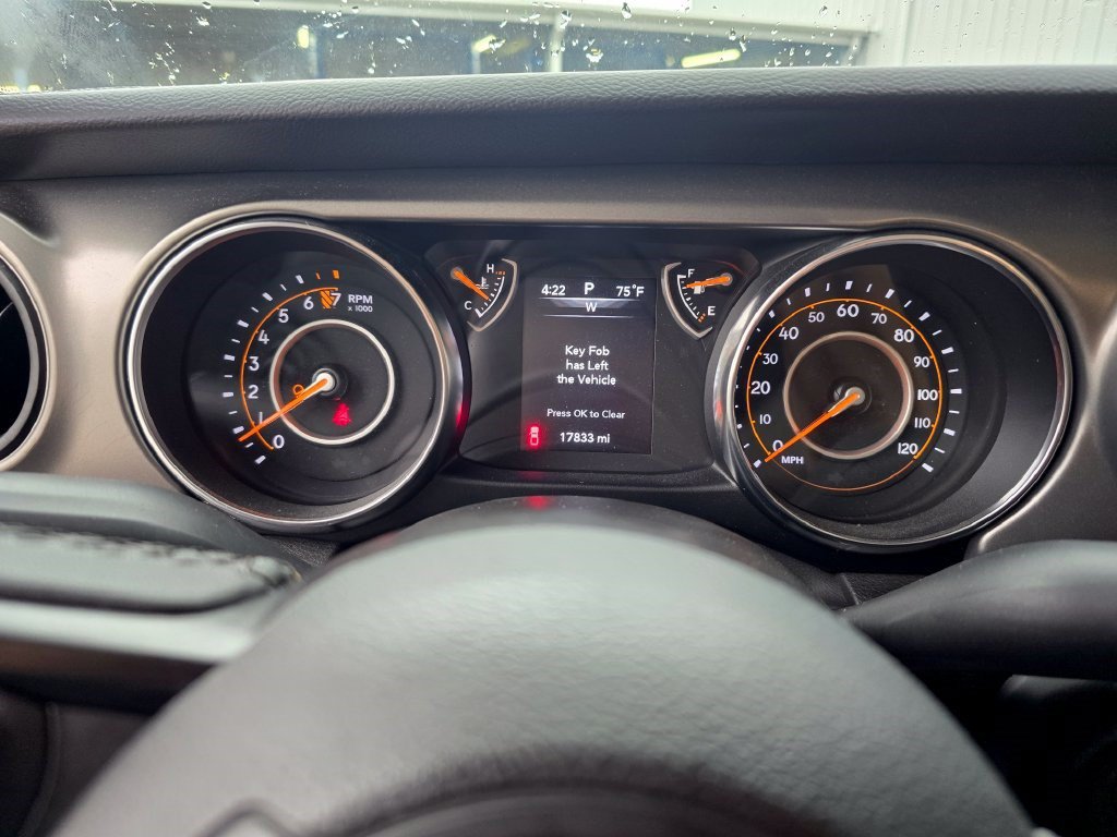 Used 2023 Jeep Gladiator Sport AWD/4WD image 21