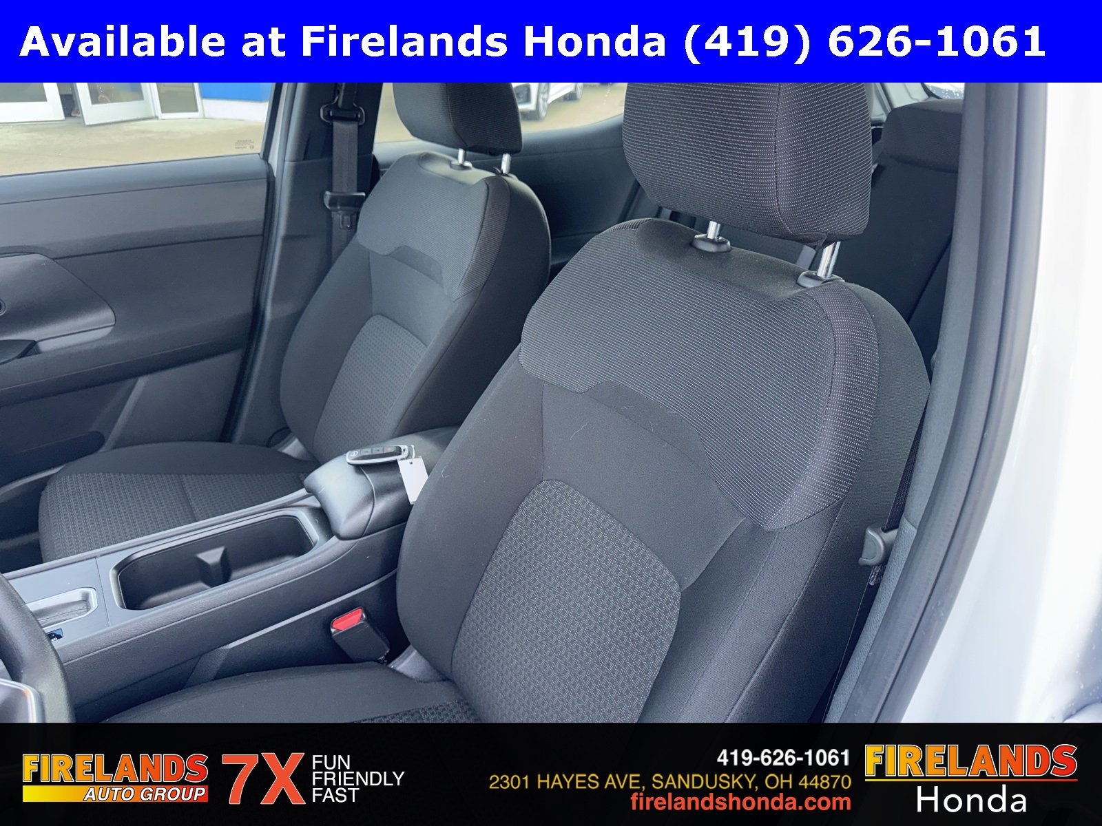 Used 2025 Nissan Kicks S image 12