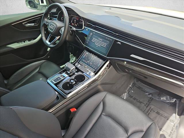 Used 2025 Audi Q8 Premium Plus AWD/4WD image 26