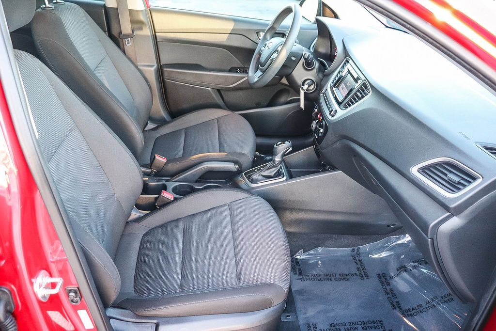 Used 2022 Hyundai Accent SE FWD image 19