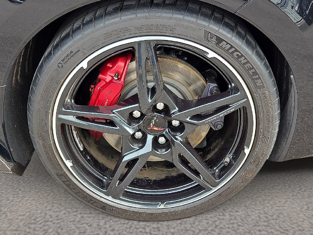 Used 2020 Chevrolet Corvette Stingray Premium Cpe w/ 3LT Preferred Equipment Group RWD image 9