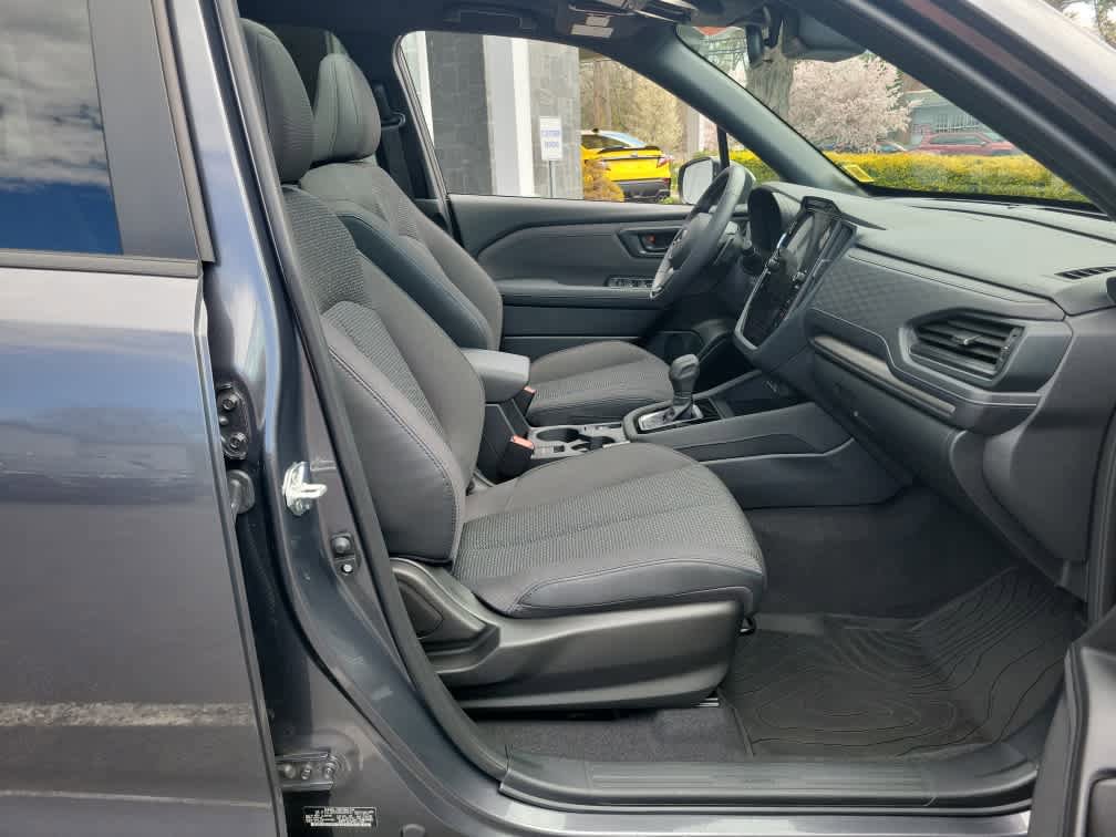Certified 2025 Subaru Forester Premium AWD/4WD image 30