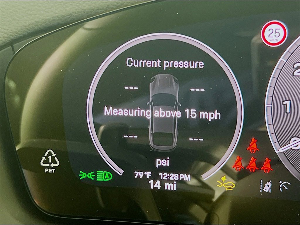 New 2025 Porsche Panamera 4 image 13