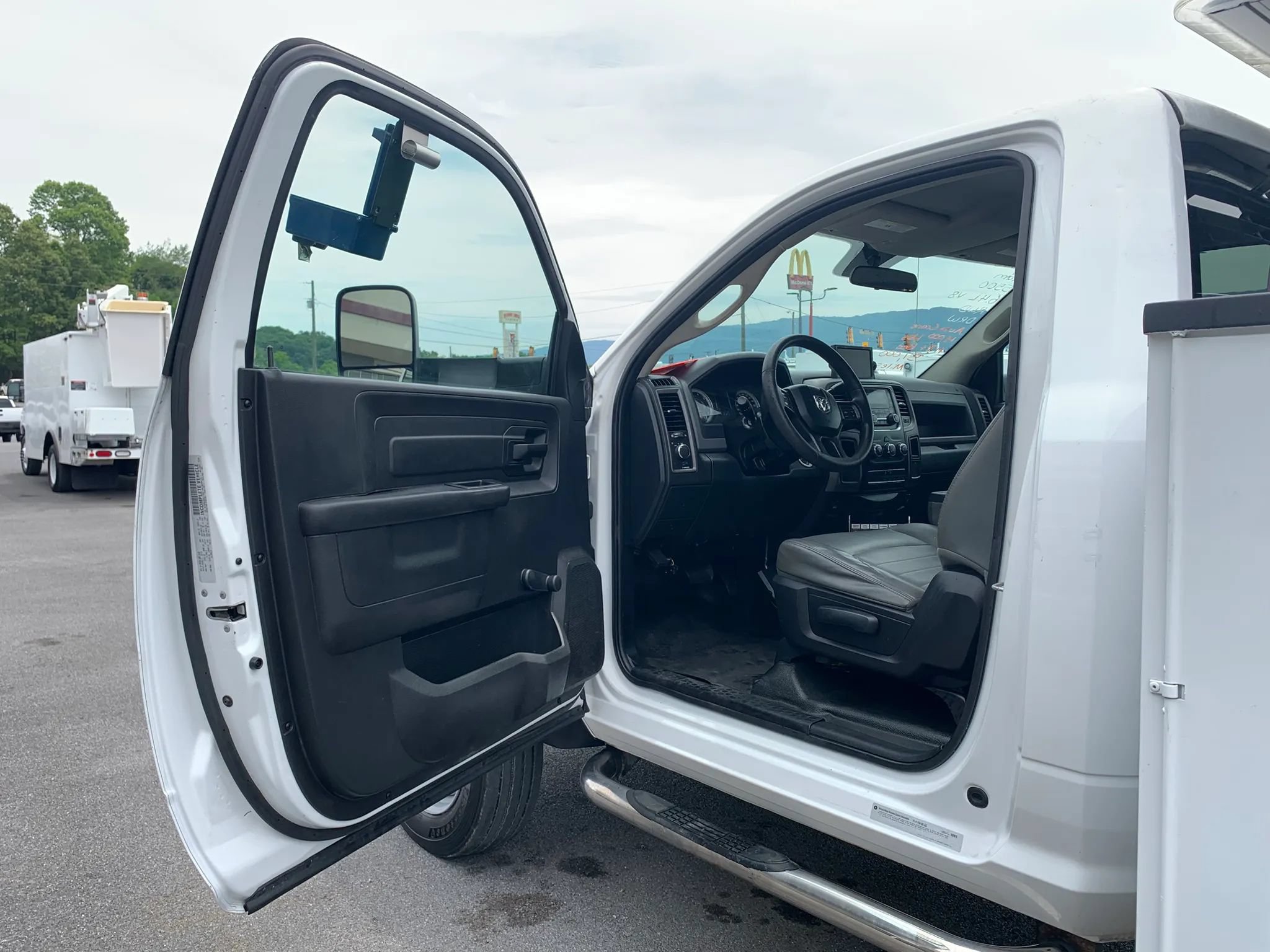 Used 2016 RAM 5500 Tradesman w/ Payload Upgrade Package RWD image 8