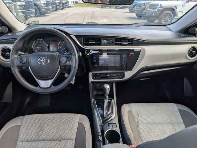 Used 2017 Toyota Corolla LE FWD image 26