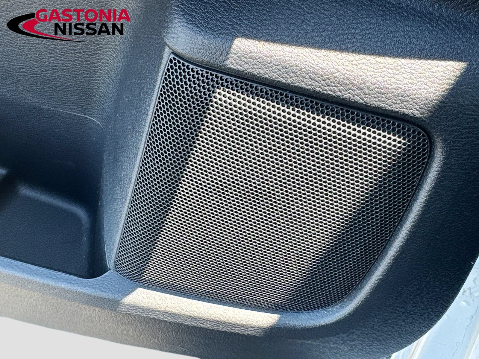 Used 2025 Nissan Sentra S FWD image 32