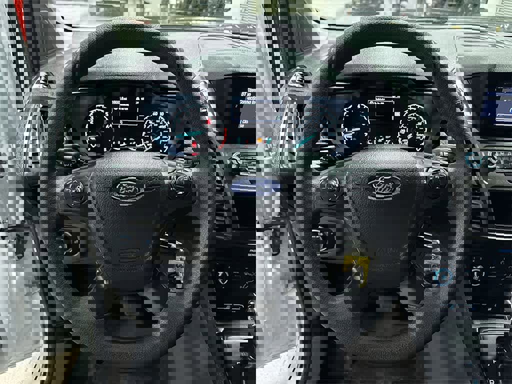 Used 2023 Ford Transit Connect XL image 17