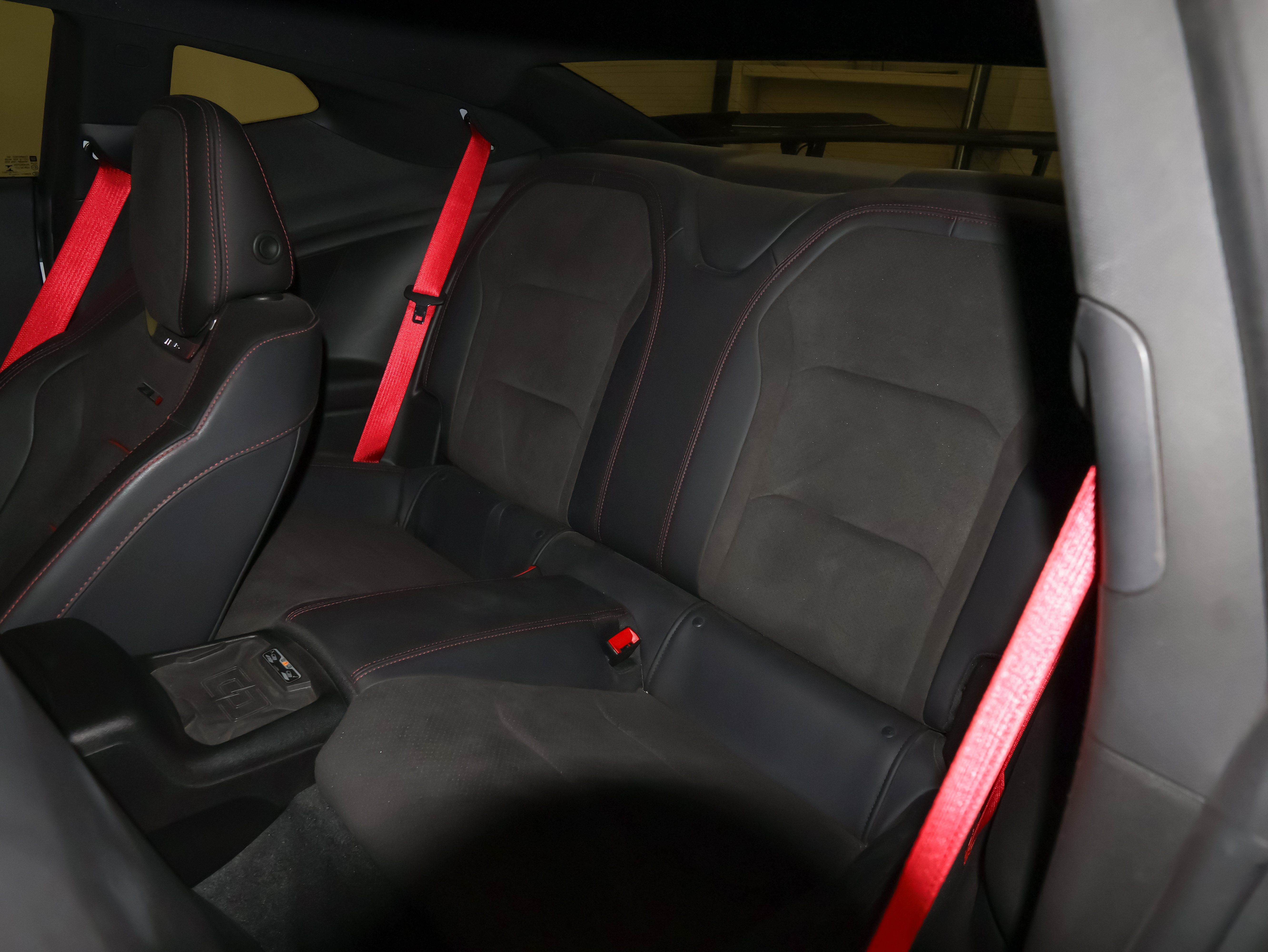 Used 2018 Chevrolet Camaro ZL1 RWD image 21