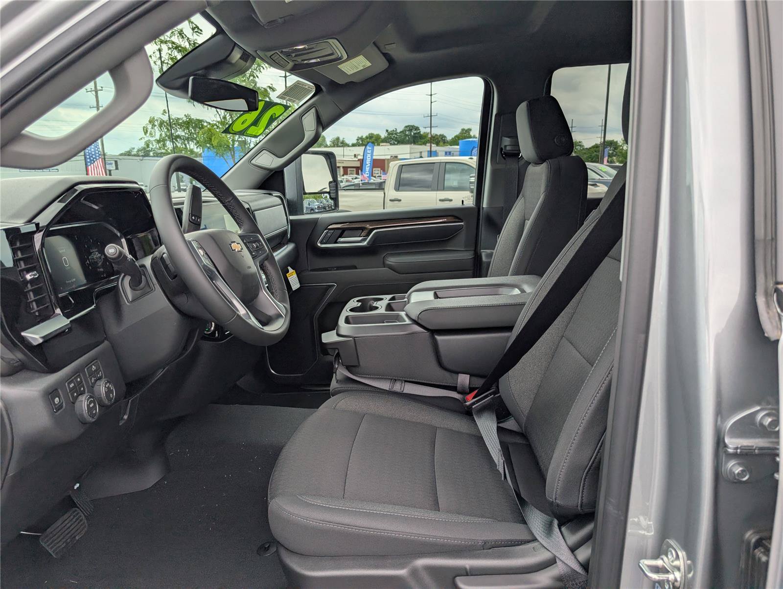 New 2026 Chevrolet Silverado 3500 LT w/ Z71 Off-Road Package AWD/4WD image 10