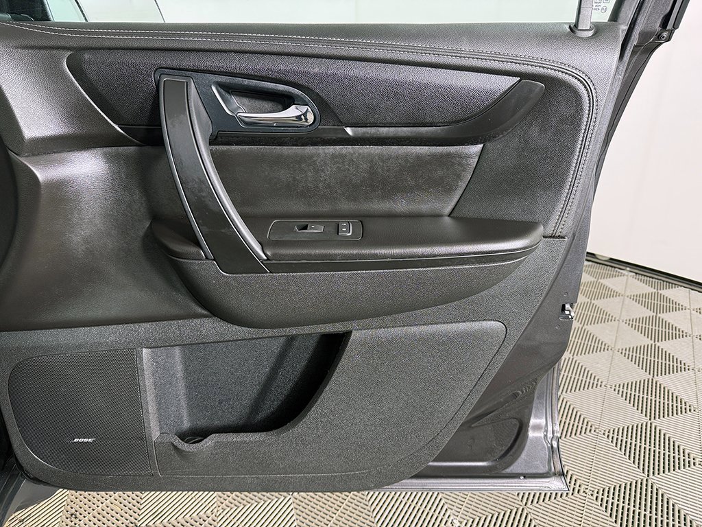 Used 2016 Chevrolet Traverse LT w/ Traveler's Package image 19