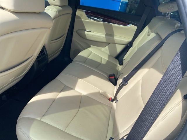Used 2019 Cadillac XT5 Premium Luxury AWD/4WD image 36