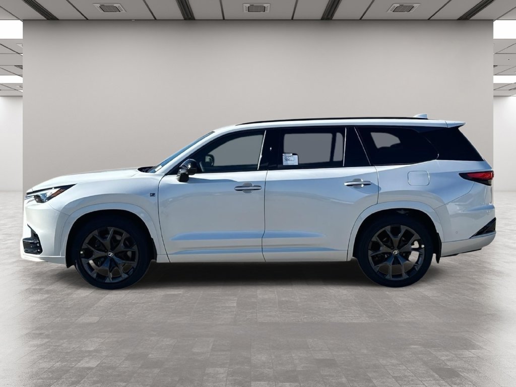 New 2026 Lexus TX 500h AWD image 3