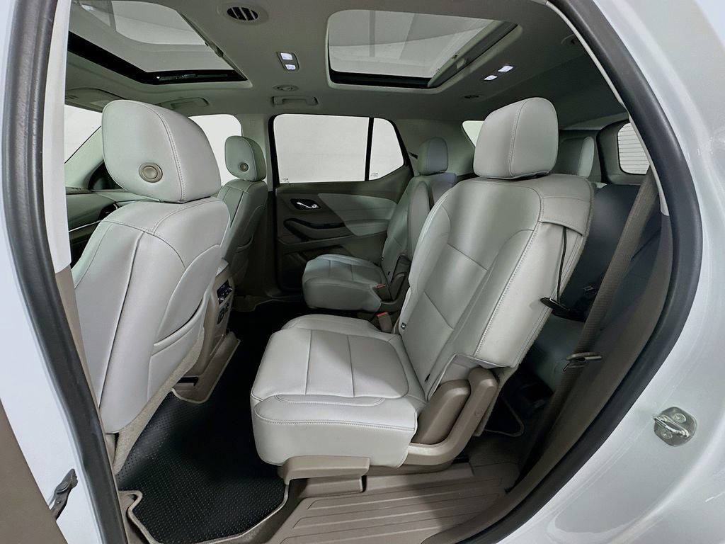 Used 2021 Chevrolet Traverse Premier w/ LPO, Cargo Package image 25