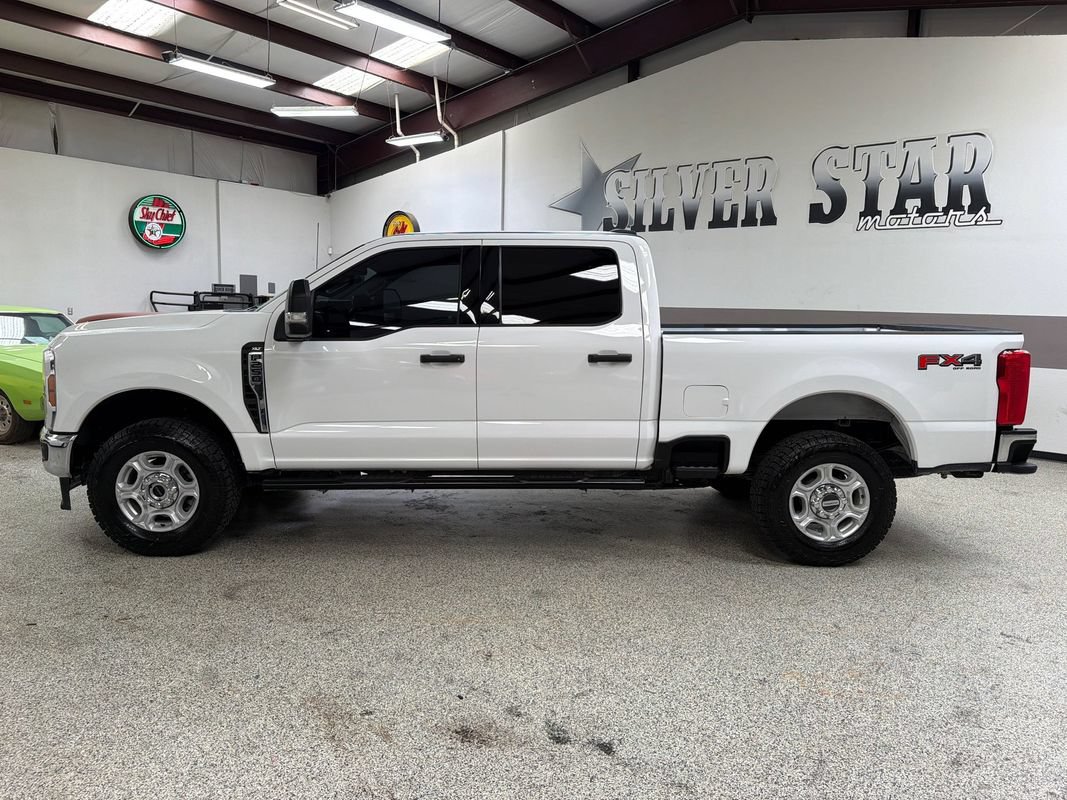 Used 2025 Ford F250 XLT w/ FX4 Off-Road Package AWD/4WD image 3
