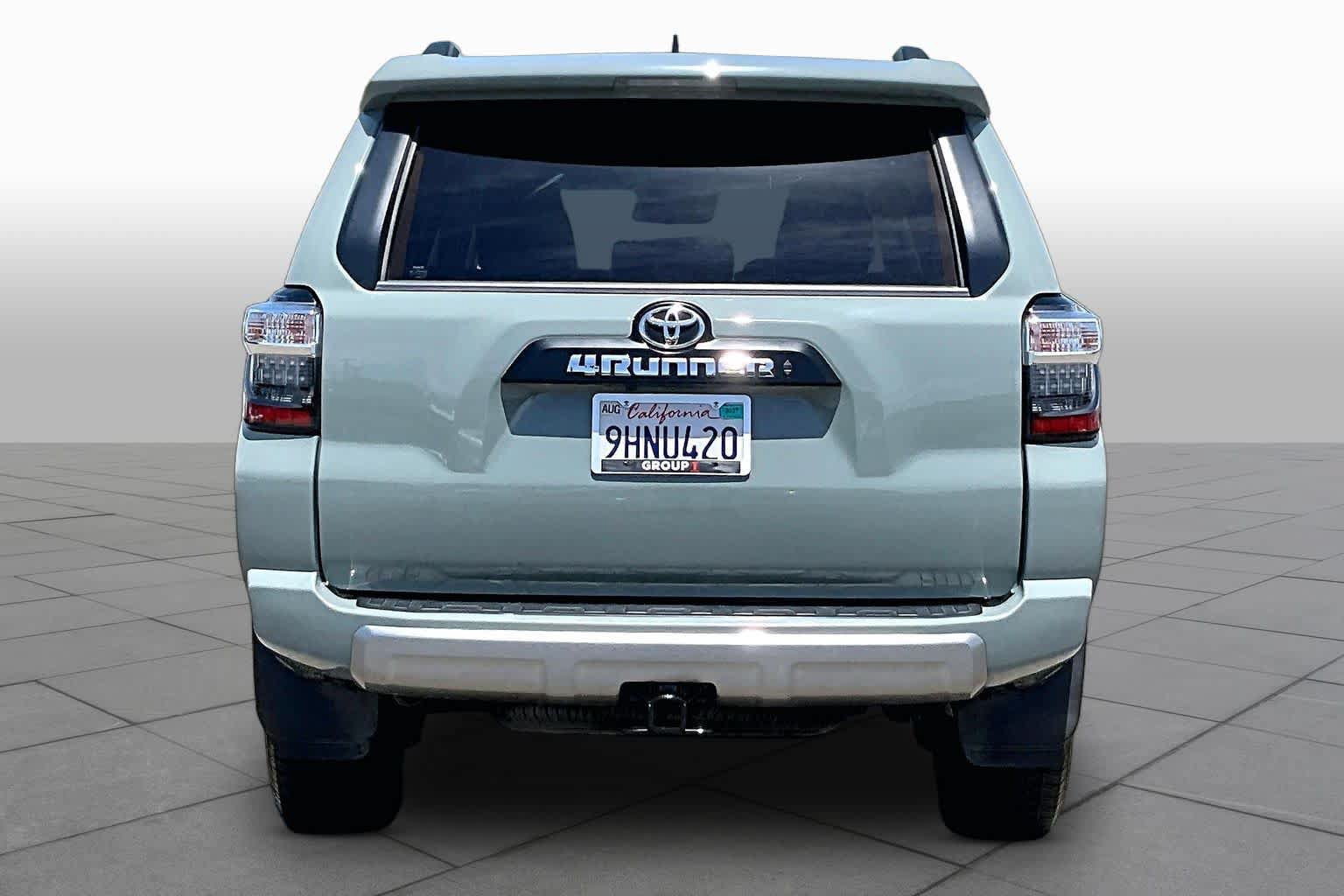 Certified 2023 Toyota 4Runner TRD Off-Road Premium w/ Moonroof Package AWD/4WD image 4