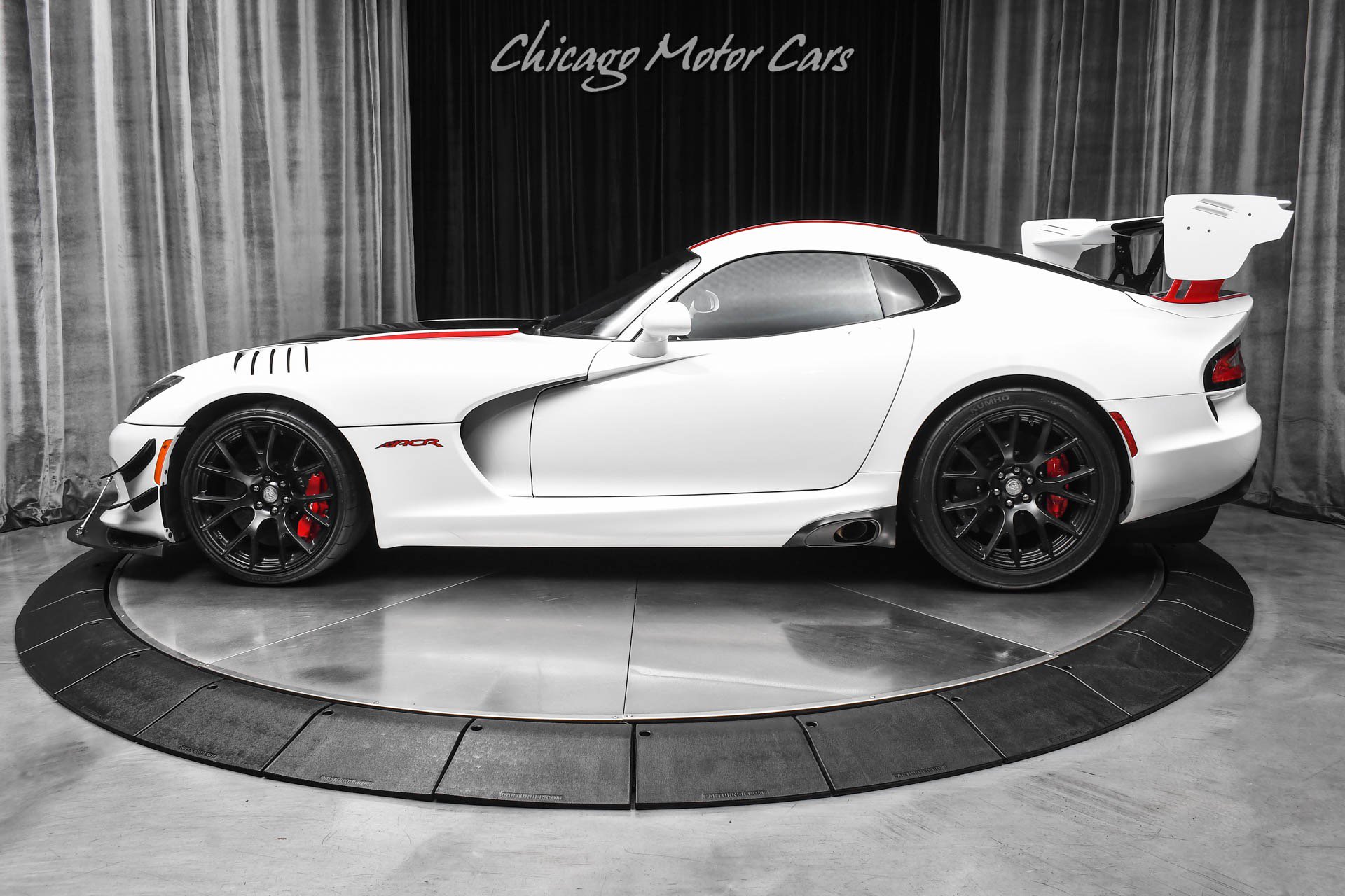 Used 2016 Dodge Viper ACR w/ Extreme Aero Package RWD image 30