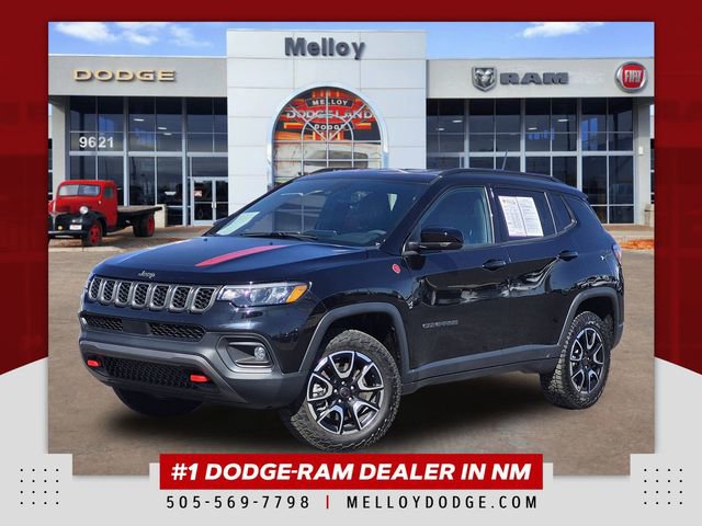 Certified 2025 Jeep Compass Trailhawk AWD/4WD image 1