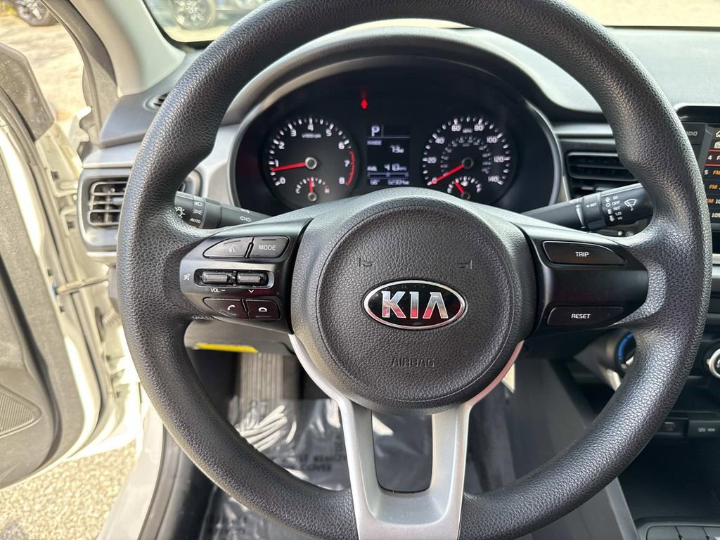 Used 2020 Kia Rio LX image 39