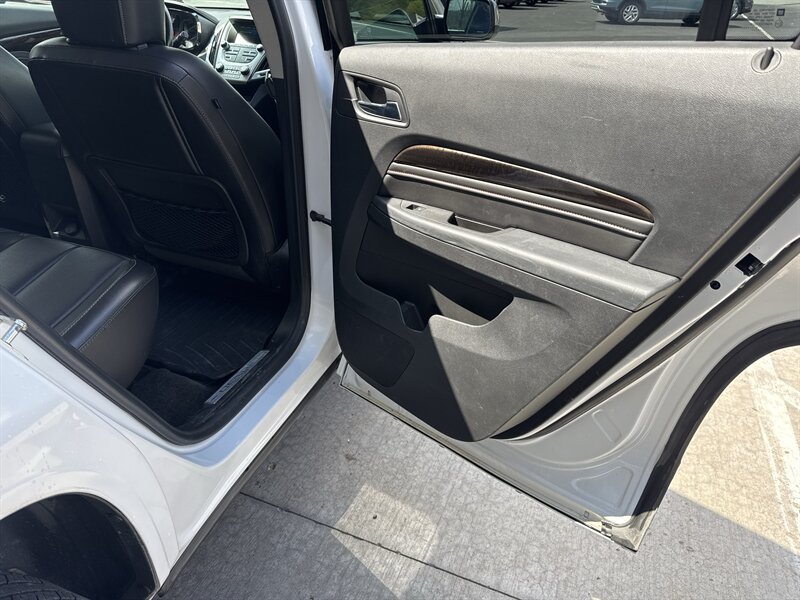 Used 2017 GMC Terrain Denali AWD/4WD image 38