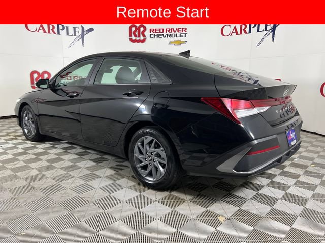 Used 2024 Hyundai Elantra SEL image 7