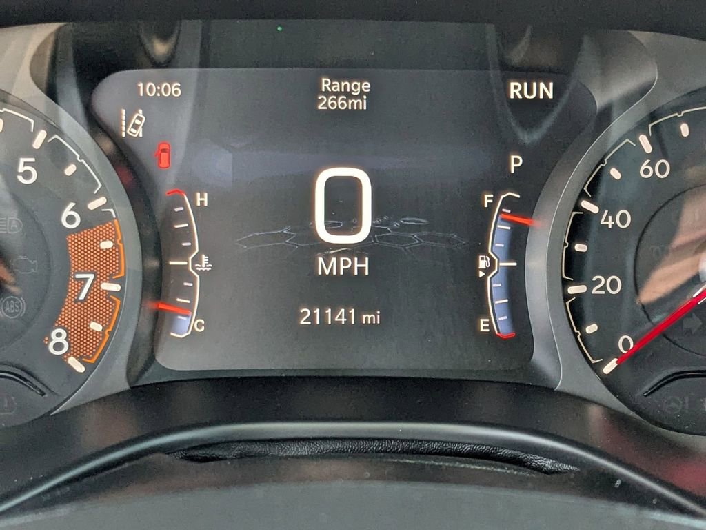 Used 2025 Jeep Compass Trailhawk image 18